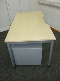 additional images for Steelcase maple rectangular 1600w x 800d mm desk