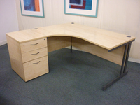 additional images for Dams maple 1600mm radial desk